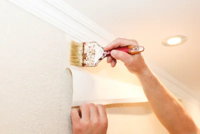 Pose de papier peint à Autheuil-Authouillet — revêtements muraux et toiles de verre